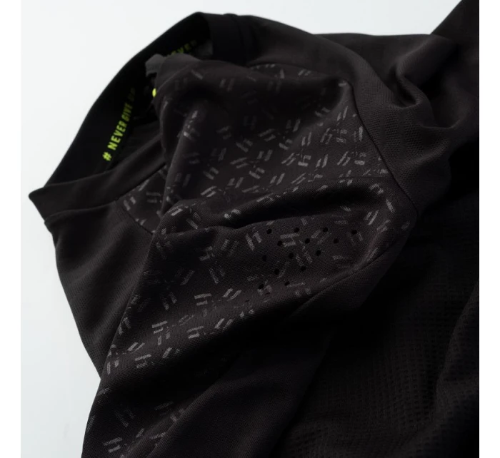 Huari Rosario M Tričko 92800625507 Huari Rosario M Tričko 92800625507