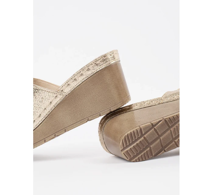 Jedinečné dámské zlaté nazouváky na klínku Jedinečné dámské zlaté nazouváky na klínku