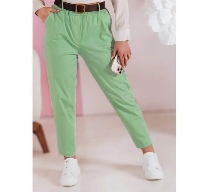 Dámske ležérne nohavice s opaskom SOFELIA svetlozelená FashionStreet UY2506 Dámske ležérne nohavice s opaskom SOFELIA svetlozelená FashionStreet UY2506