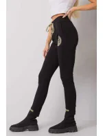 Teplákové nohavice model 159843 Relevantnosť