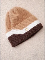 Dámská čepice beanie žebrovaná s ozdobou camelová+hnědá