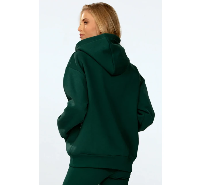 Dkaren Oseye-Bl farba:zelená