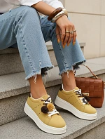 Dámske semišové tenisky s ozdobnou platformou žlté FashionStreet ZY1417