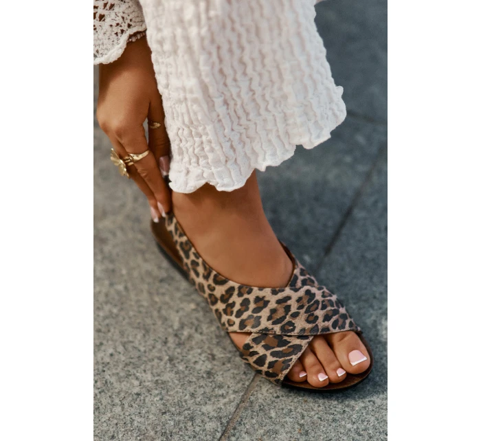 Dámské kožené sandály leopardí hnědé model 21694322 - Zazoo Dámské kožené sandály leopardí hnědé model 21694322 - Zazoo