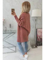 Sveter s netopierími rukávmi tmavo ružový