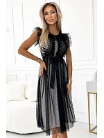 Dámské šaty se a černým tylem model 22401905 - numoco basic Dámské šaty se a černým tylem model 22401905 - numoco basic