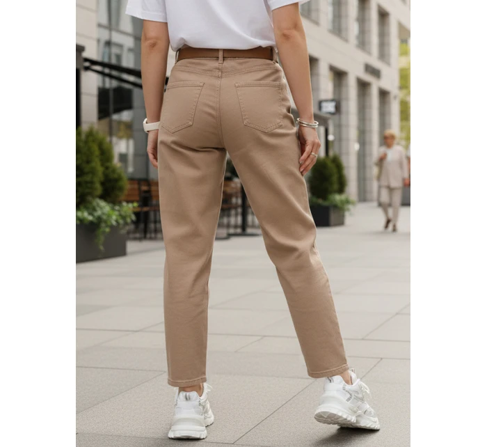 Dámské džíny s páskem mom fit béžové Dstreet model 21996306 - FashionStreet