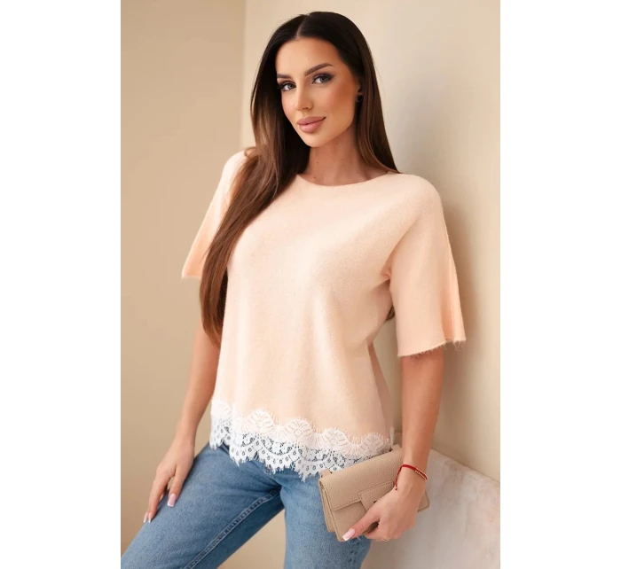 Dámsky sveter s krátkym rukávom a čipkou