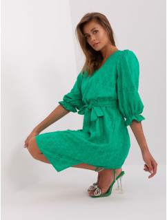Zelené ažurové šaty s 3/4 rukávmi