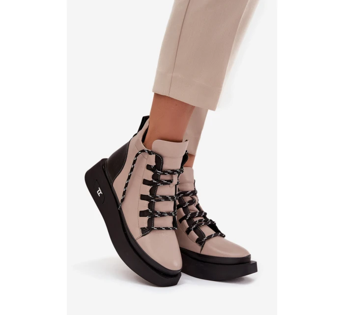 Kožené dámské kotníčkové boty na platformě s Béžové model 21712054 - Artiker Kožené dámské kotníčkové boty na platformě s Béžové model 21712054 - Artiker