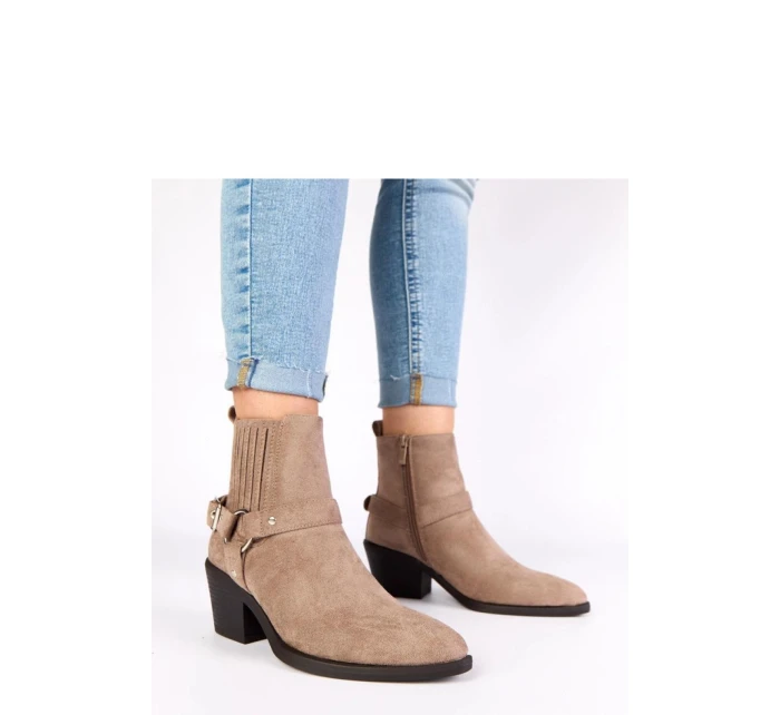 Topánky na podpätku model 222049 Solea