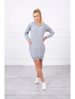 Šedé šaty s kapucí Šedé šaty s kapucí