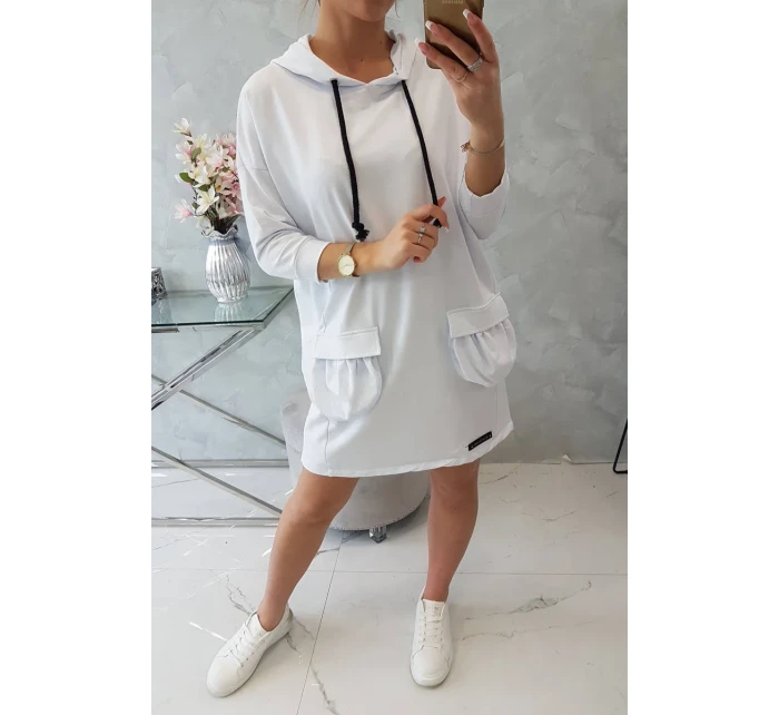 Šaty s kapucí bílé Šaty s kapucí bílé