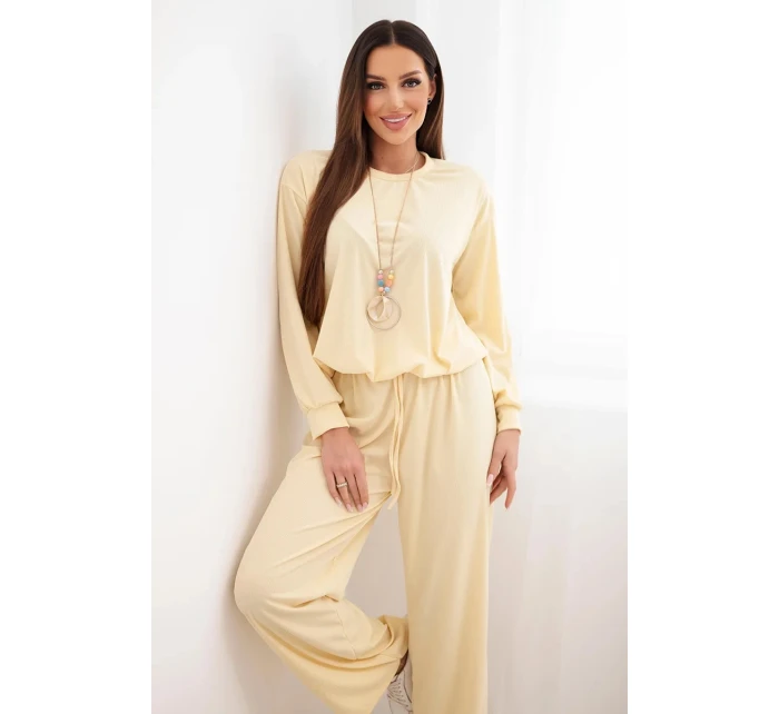 Dámska viskózna mikina a široké nohavice žltá Dámska viskózna mikina a široké nohavice žltá