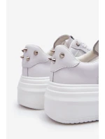 Dámské klasické sportovní boty model 21611259 Bíle - Goe