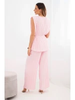 Dámsky viskózový plisovaný komplet s viazanou blúzkou a širokými nohavicami candy pink