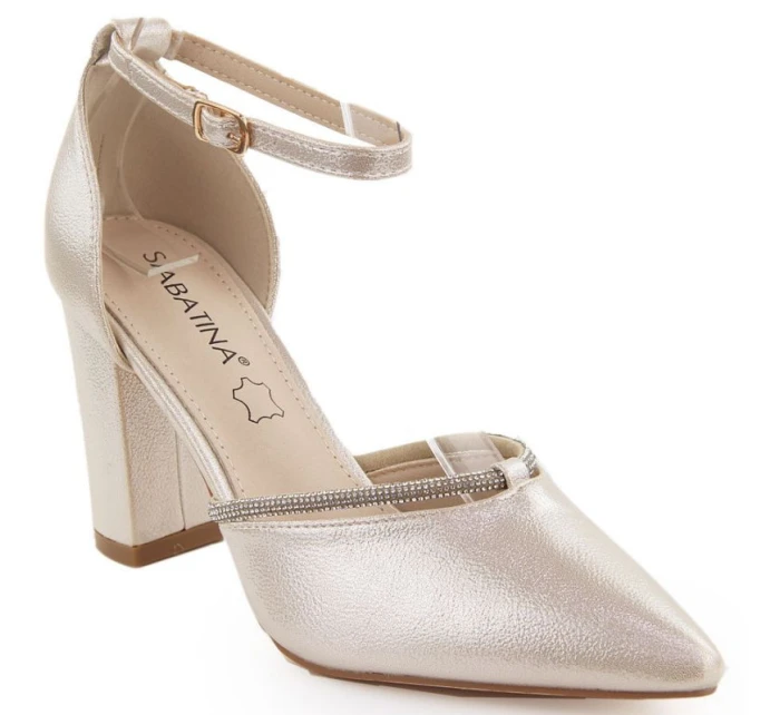 Dámské ažurové sandály béžové model 21904482 - Sabatina