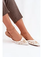 Dámské sandály s výšivkou na ploché Camel model 22039780 - Boto