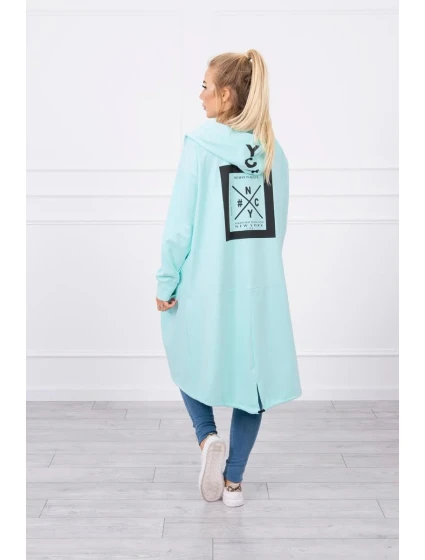 Mätová bunda s kapucňou nadmernej veľkosti