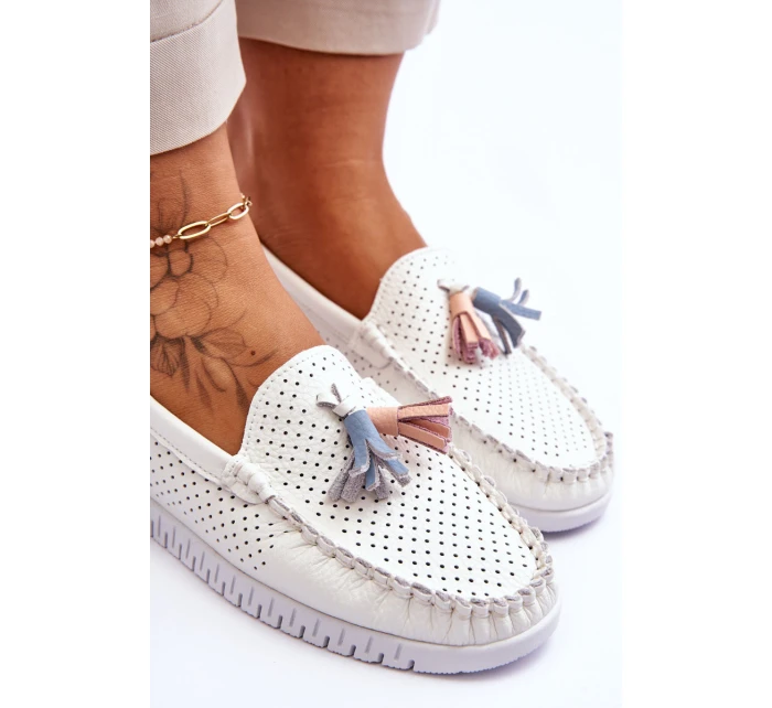 Dámské prolamované kožené mokasíny Bílé model 21618157 - EVENTO