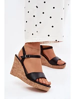 Sandále na podpätku model 226913 Vykročte štýlovo