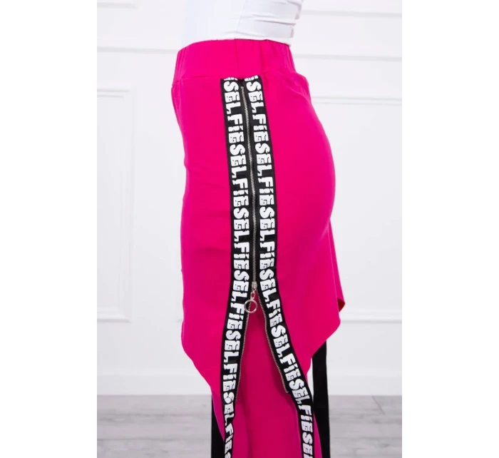 s nápisem fuchsiová model 18743242 - K-Fashion