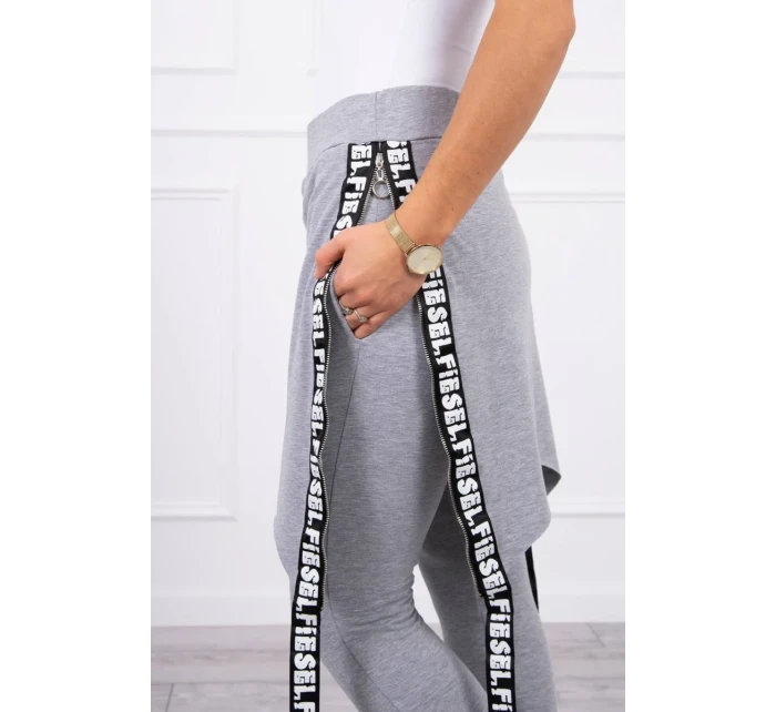 s nápisem šedý model 18743246 - K-Fashion