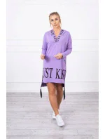 Šaty s kapucí a potiskem fialové
