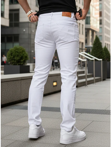 Pánské bílé džíny slim fit model 22206993 bílé - FashionStreet Pánské bílé džíny slim fit model 22206993 bílé - FashionStreet
