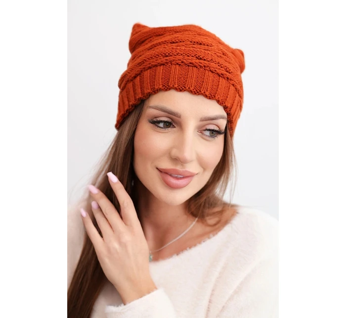 Dámska zimná čiapka s klasickým rebrovaným úpletom K439 hnedá