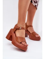 Dámské Sandály Na Podpatku A Platformě Z Eko Kůže Camel model 21687160 - Boto