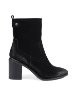 Stylové kotníčkové boty černé dámské na širokém podpatku Stylové kotníčkové boty černé dámské na širokém podpatku
