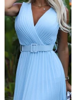 Dámské plisované šaty v barvě se širokým opaskem a výstřihem model 20159830 - numoco basic Dámské plisované šaty v barvě se širokým opaskem a výstřihem model 20159830 - numoco basic