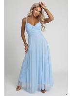 maxi šaty na ramínka s výstřihem do V – světle modré model 22266653 - numoco basic maxi šaty na ramínka s výstřihem do V – světle modré model 22266653 - numoco basic