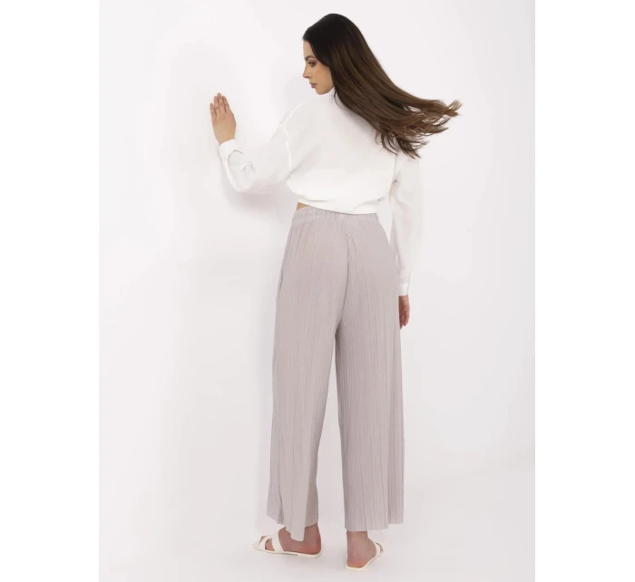 Spodnie model 21094404 beżowy - FPrice Spodnie model 21094404 beżowy - FPrice