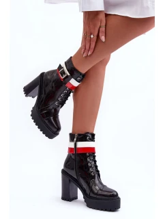 Masywne Skórzane Botki Na Słupku Czarne Adrijana