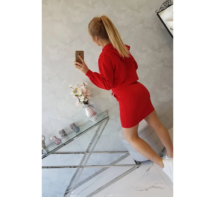 Souprava halenky a sukně červená Souprava halenky a sukně červená