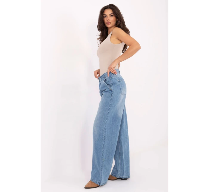 Džínsy model 218194 Podúroveň Džínsy model 218194 Podúroveň