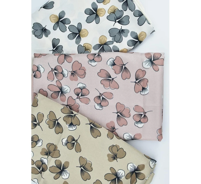 Šála  of Flowers model 22014585 - Noviti