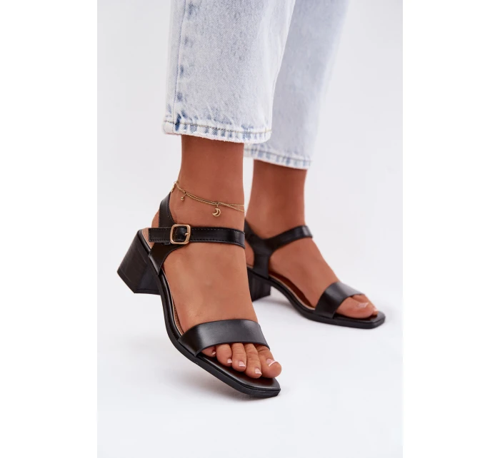Dámské ekokůže sandály na klínu Černé Sabela Dámské ekokůže sandály na klínu Černé Sabela