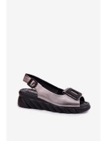 Dámské kožené sandály na platformě s ozdobou model 21693470 grafitové - Artiker