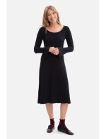Midi šaty z úpletu černé model 21379966 - BeWear
