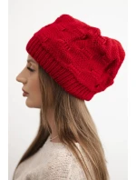 Dámská zimní čepice z vlny s ozdobným pletením model 21782963 červená - K-Fashion