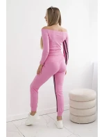 Súprava s dvojitými pruhmi svetloružovej farby