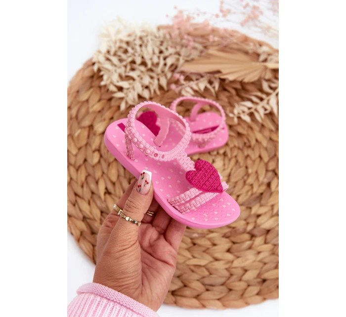 Sandałki Dziecięce Z Sercem 81997 Ipanema My First Baby Różowe