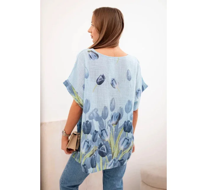 Dámske bavlnené tričko s kvetinovým vzorom modré Dámske bavlnené tričko s kvetinovým vzorom modré