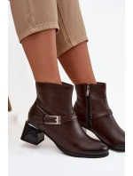 Kožené dámské boty na podpatku s přezkou model 21744793 hnědé - Zazoo