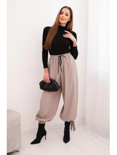 Dámske nohavice so širokými nohavicami a spodným viazaním fango