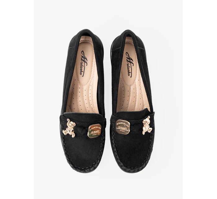 Zajímavé dámské černé polobotky na klínku Zajímavé dámské černé polobotky na klínku