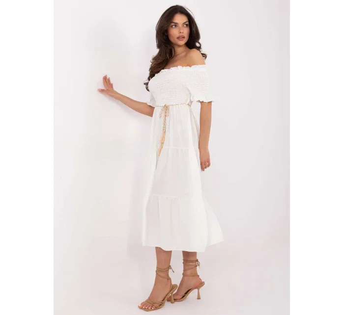 Sukienka MI SK model 21191000 biały - FPrice Sukienka MI SK model 21191000 biały - FPrice